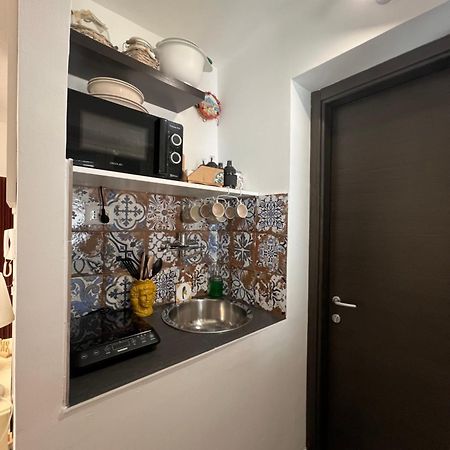 Nel Cortile Suite Чефалу Экстерьер фото