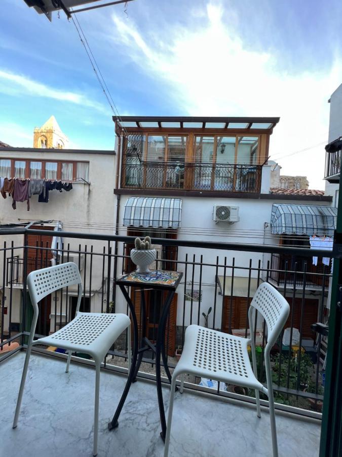 Nel Cortile Suite Чефалу Экстерьер фото